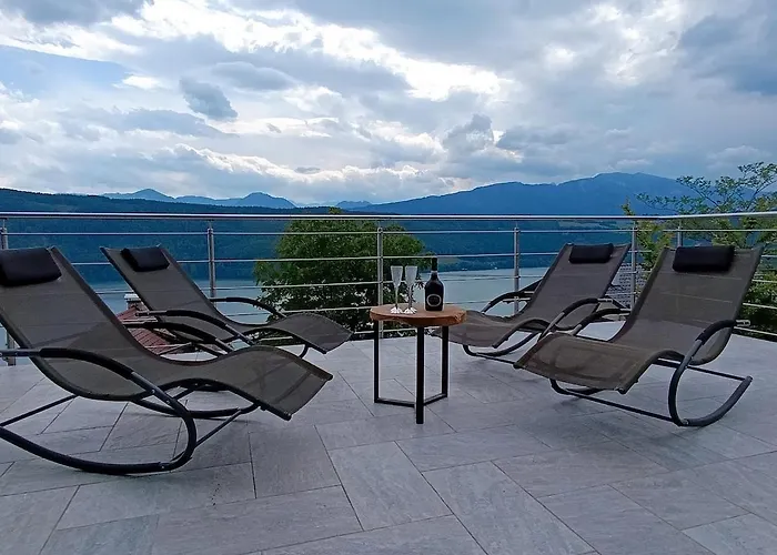 Villa Modern House In The Woods With A View Of Millstaettersee *