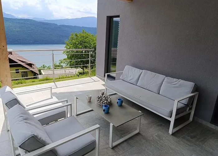 Villa Modern House In The Woods With A View Of Millstaettersee