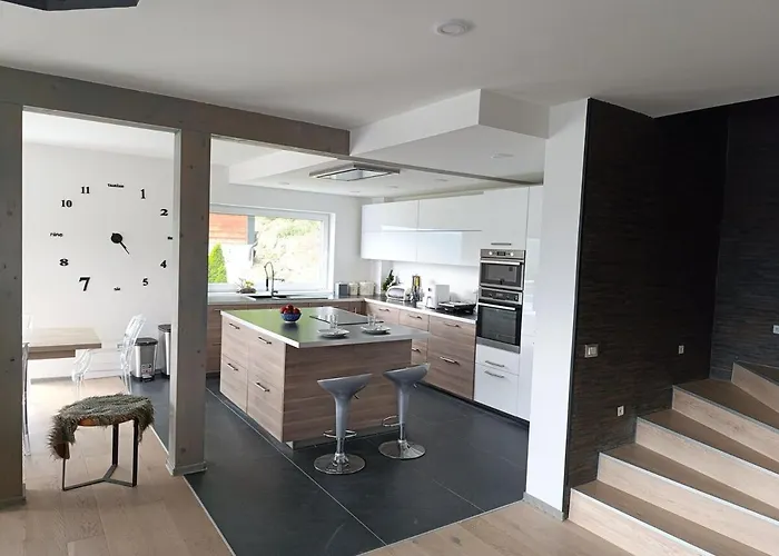 Villa Modern House In The Woods With A View Of Millstaettersee