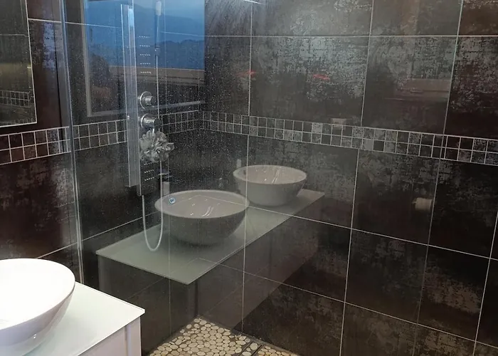 Modern House In The Woods With A View Of Millstaettersee * Millstatt