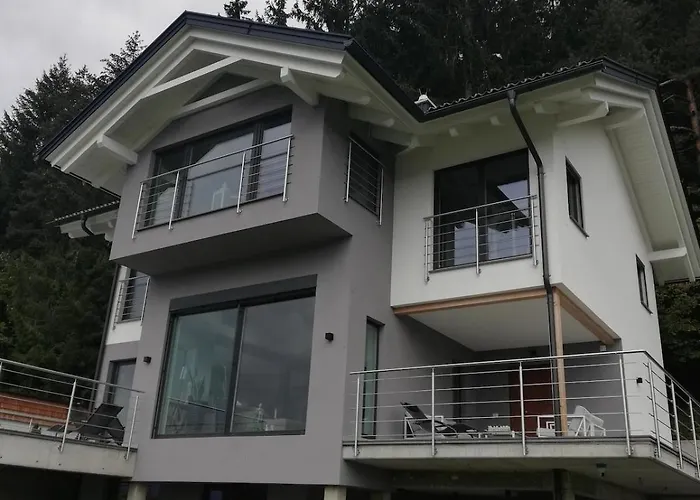 Modern House In The Woods With A View Of Millstaettersee Villa